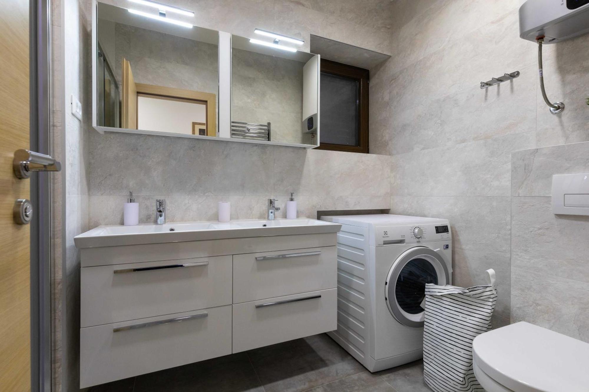Apartments Setemana Млини Стая снимка